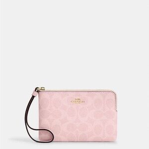 Coach Zip Wristlet in Powder Pink